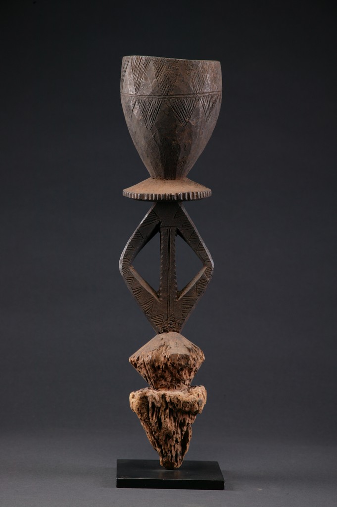 AF491: Small Nupe Post